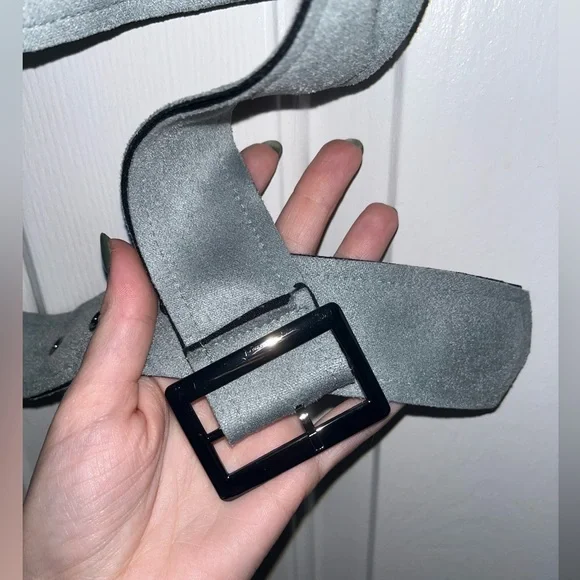 Lulu’s Edinburgh Slate Blue Suede Cropped Trench Coat - size small - Picture 5 of 9